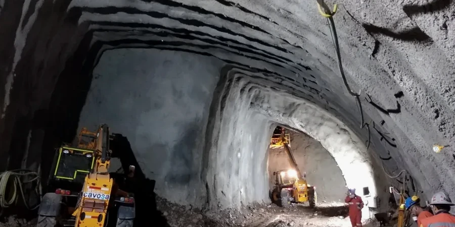 Analyse géotechnique pour tunnels en sols mous à Avignon : anticiper l'imprévisible